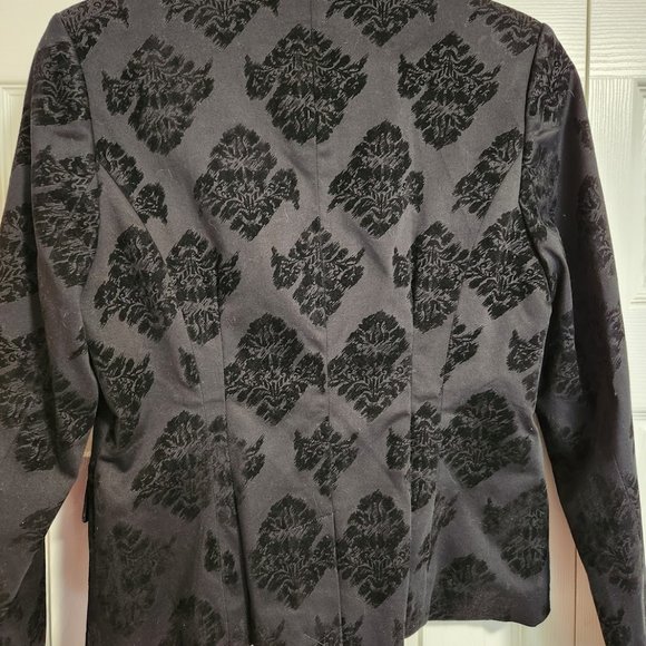Apostrophe Black Floral Velvet Embossed Jacket - Picture 6 of 9